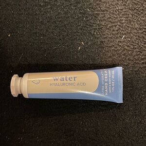 Bath & Body Works Water Hyaluronic Acid Hand Cream